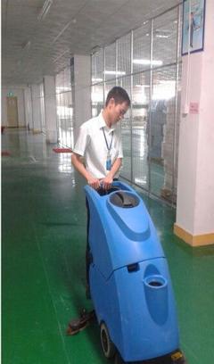 長(zhǎng)沙嘉得力地面清洗機(jī)與昆明火車站專用洗地機(jī) 高效清潔解決方案全覽